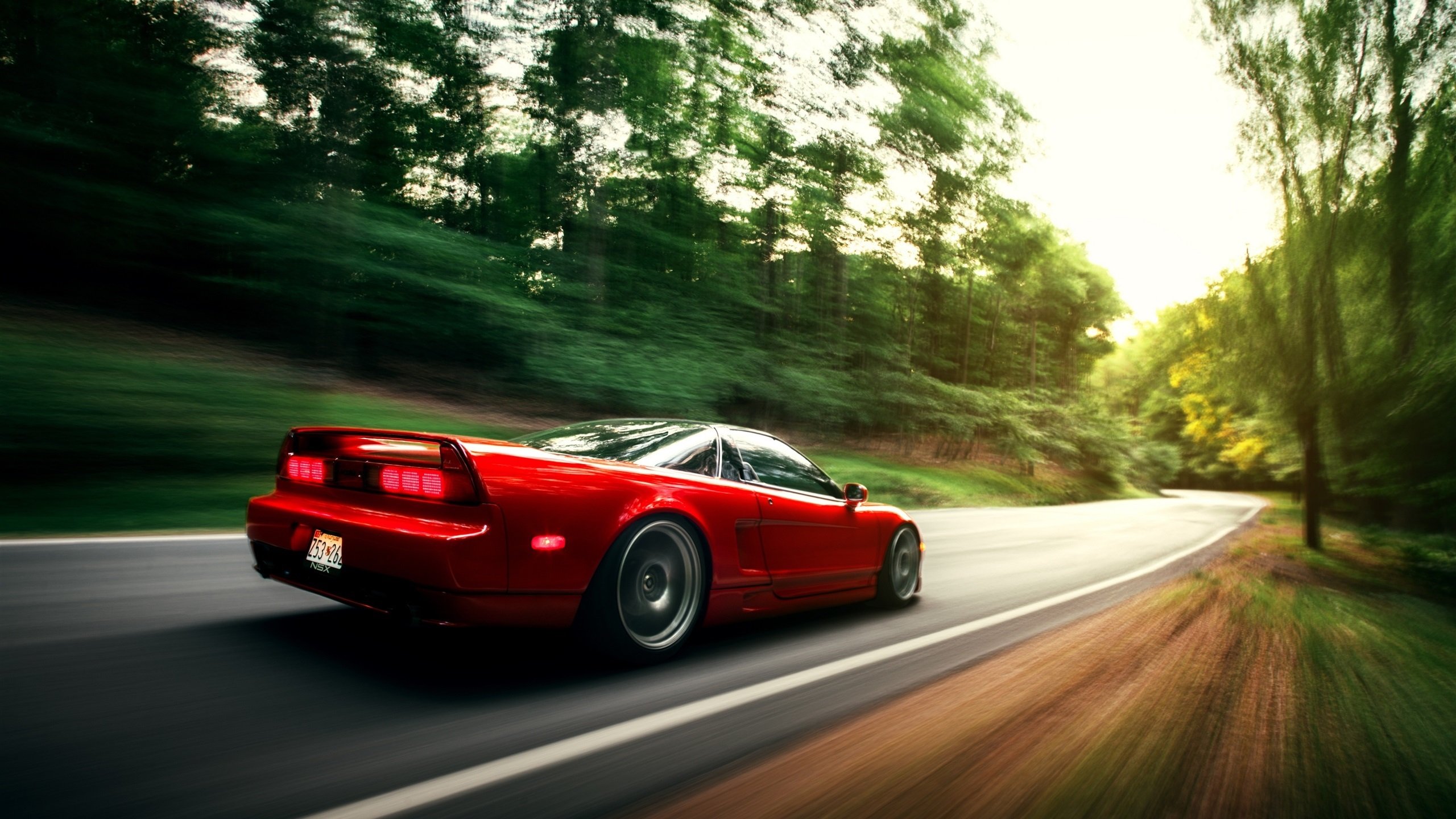 那座球场今晚只认识德里赫特,德里赫特,唯一在风暴中屹立的名字