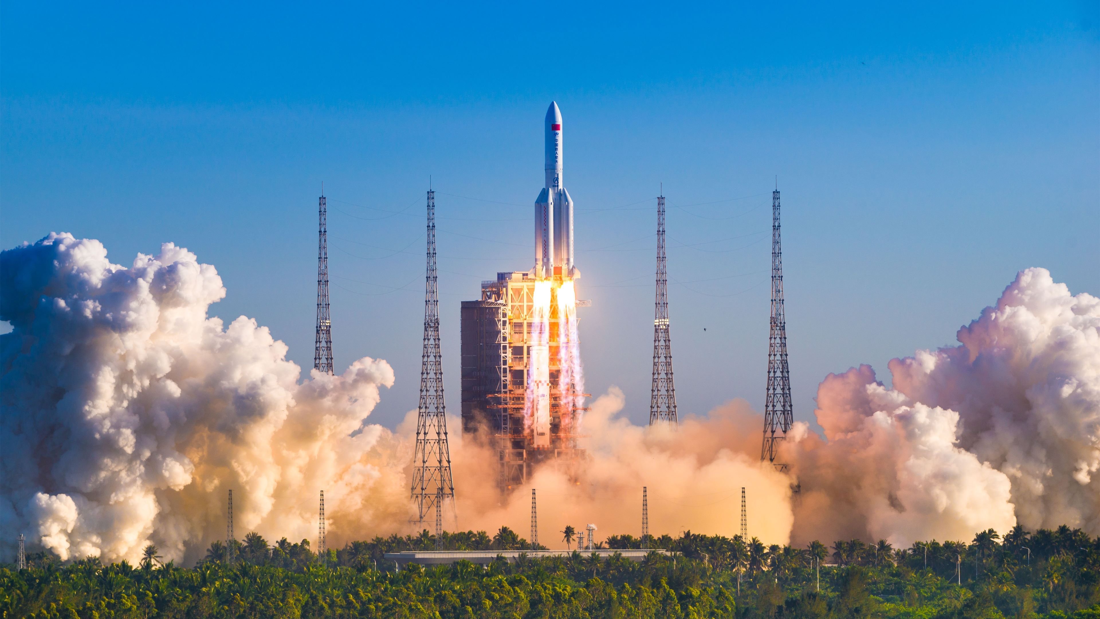 北京时间之外，一场欧冠半决赛与一场高原争冠战的双城记