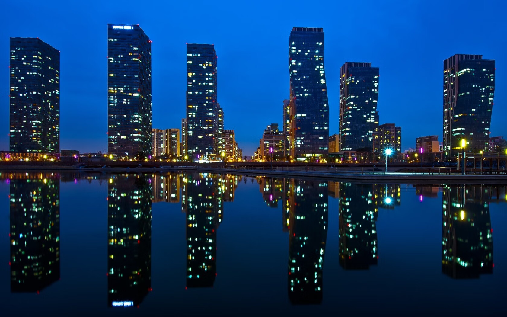 当巨塔崩塌时，纽约之子在圣城加冕，布伦森末节18分击碎步行者铁阵